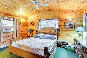 Scenic Cabin w/ Private Beach in Crosslake!