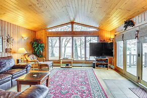 Scenic Cabin w/ Private Beach in Crosslake!