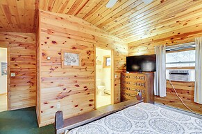 Scenic Cabin w/ Private Beach in Crosslake!