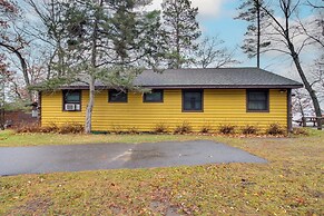 Scenic Cabin w/ Private Beach in Crosslake!