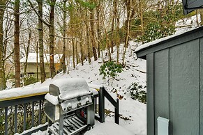 6 Mi to Skiing: Home w/ Hot Tub in Seven Devils!