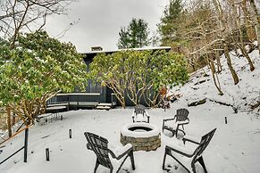 6 Mi to Skiing: Home w/ Hot Tub in Seven Devils!