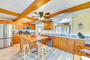 'the Olde Westerlo Village House' < 1/2 Mi to Park