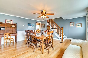 'the Olde Westerlo Village House' < 1/2 Mi to Park