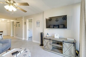 Walk to Blue Heron Beach: 1st-floor Lakefront Unit