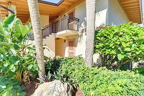 Walk to Blue Heron Beach: 1st-floor Lakefront Unit