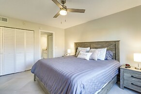 Walk to Blue Heron Beach: 1st-floor Lakefront Unit