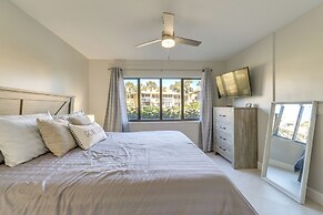 Walk to Blue Heron Beach: 1st-floor Lakefront Unit