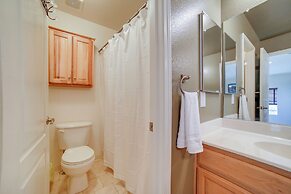 7 Miles to Downtown Reno w/ Hot Tub: Cozy Getaway