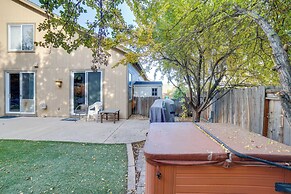 7 Miles to Downtown Reno w/ Hot Tub: Cozy Getaway