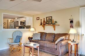 Couple's Retreat w/ Lake View in Newport!