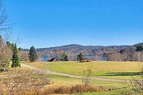 Couple's Retreat w/ Lake View in Newport!