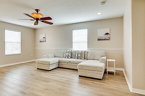 Home 10 Mi to Alafia River: Remote Work Welcome!