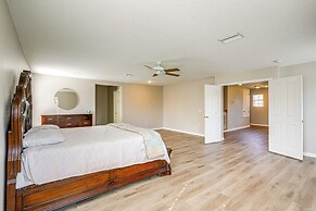 Home 10 Mi to Alafia River: Remote Work Welcome!