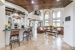 Luxury Home w/ Patio & Lake View in Richmond!