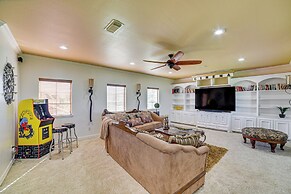 Luxury Home w/ Patio & Lake View in Richmond!