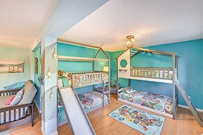 2 Mi to Six Flags: Lake George Home w/ Large Patio