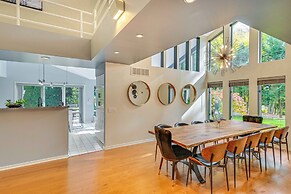 2 Mi to Six Flags: Lake George Home w/ Large Patio