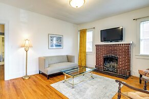 Walk to The Grandin Theatre: Roanoke Unit w/ Yard!