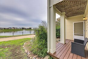 Lakefront Home in Energy Corridor Area: Near 99!