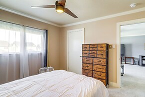 Lakefront Home in Energy Corridor Area: Near 99!