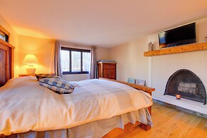 5 Mi to Skiing: Home w/ Hot Tub & Patio!