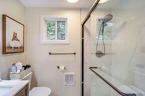 Home w/ Hot Tub & Views: 2 Mi to Beech Mtn Ski