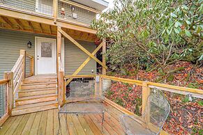 Home w/ Hot Tub & Views: 2 Mi to Beech Mtn Ski