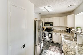 1/2 Mi to Frisco Commons Park: Poolside Oasis!