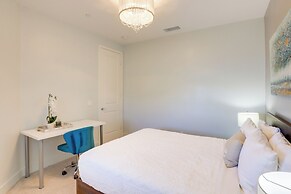 Lake & Mountain Views: Indio Oasis w/ Pool