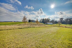 Grand Rural Wisconsin Retreat: Full Indoor Gym