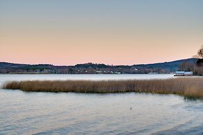 Lakeside Couple's Escape w/ Dock in Newport!