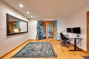 Lakeside Couple's Escape w/ Dock in Newport!