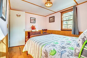 'camp Crescendo' Rustic Waterboro Cabin By Lake