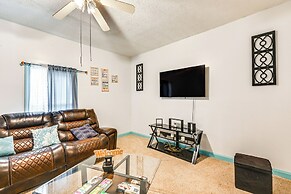 1 Mi to Stadium: Home w/ Porch in Greenville!