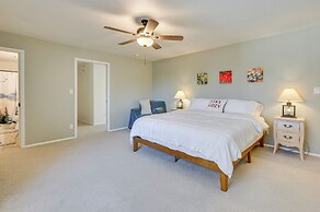 3 Mi to The Polar Express: Williams Home w/ Grill!