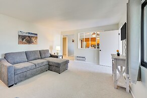 3 Mi to The Polar Express: Williams Home w/ Grill!