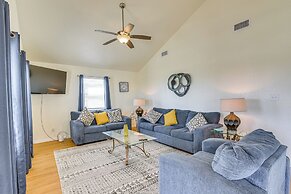 Walk to Beach: Gulf-view Home in Surfside Beach!