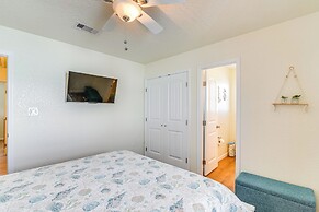 Walk to Beach: Gulf-view Home in Surfside Beach!