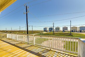 Walk to Beach: Gulf-view Home in Surfside Beach!