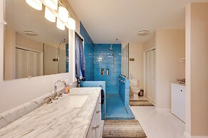 Lakefront Family Retreat w/ Dock in Newport!