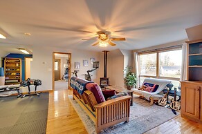 Lakefront Family Retreat w/ Dock in Newport!