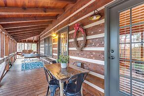 Hot Tub & Games: Ridgetop Cabin in Blue Ridge!