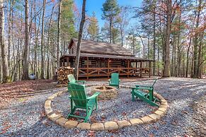 Hot Tub & Games: Ridgetop Cabin in Blue Ridge!