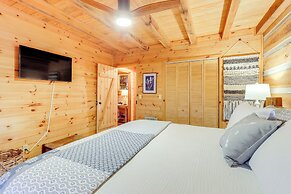 Hot Tub & Games: Ridgetop Cabin in Blue Ridge!