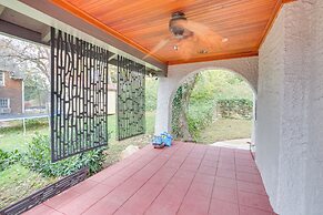 Walk to Roanoke River Greenway: Mountain-view Home