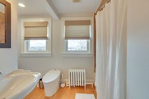 Walk to Roanoke River Greenway: Mountain-view Home