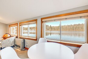 Lakefront Salem Retreat - Fish, Swim, Kayak & More