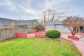 2 Mi to Downtown Flushing: Spacious Retreat!