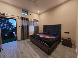 Shivalik View Resort